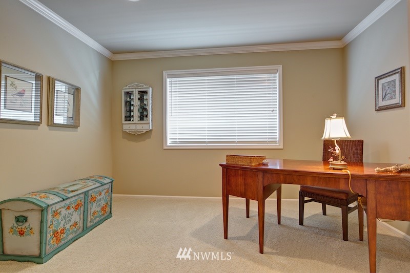 3602 Wells Avenue South Renton, WA 98055 - Photo 9 of 15
