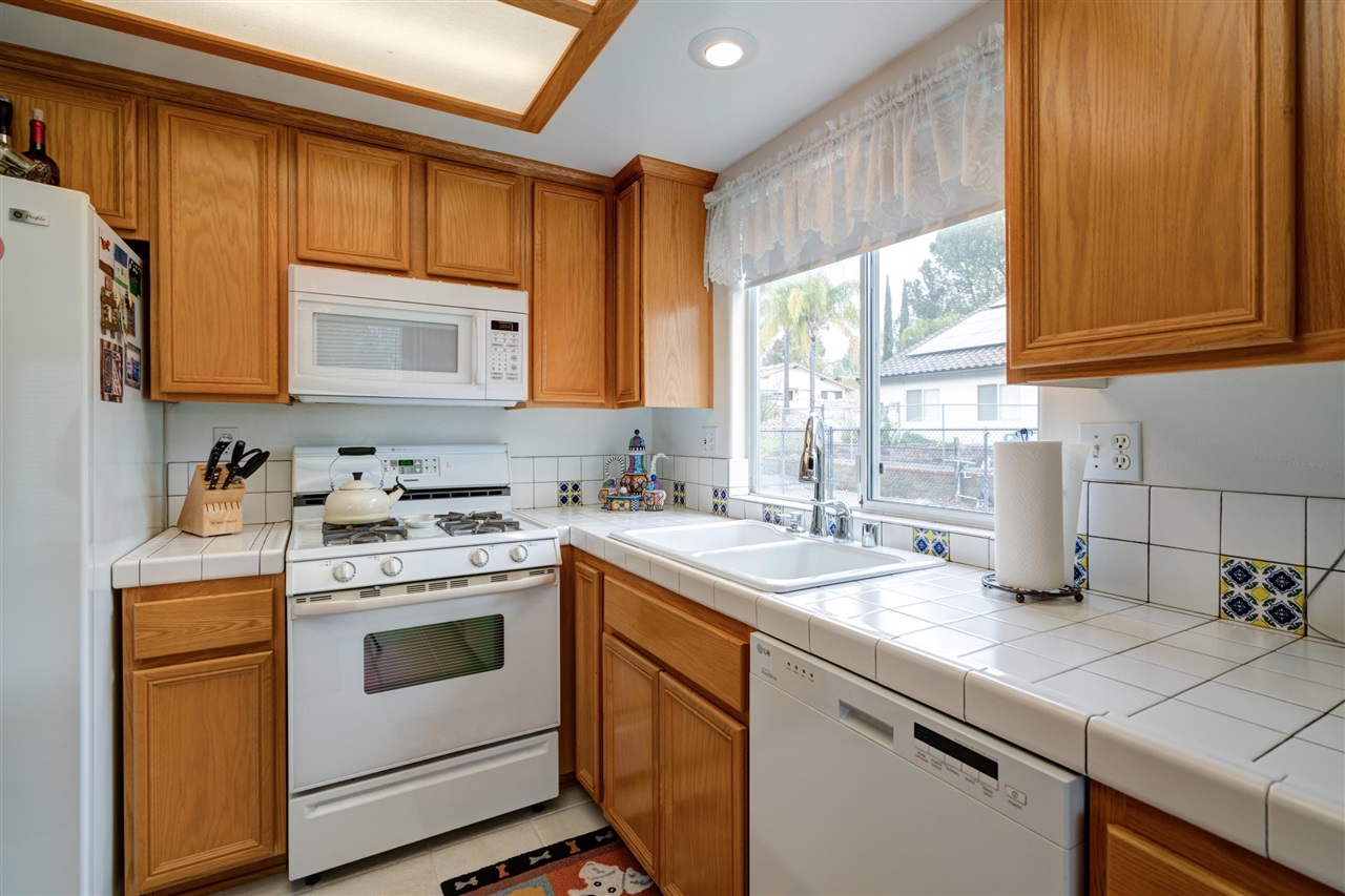 24717 Bjoin Road Ramona, CA 92065 - Photo 13 of 25 Gallery Image 13