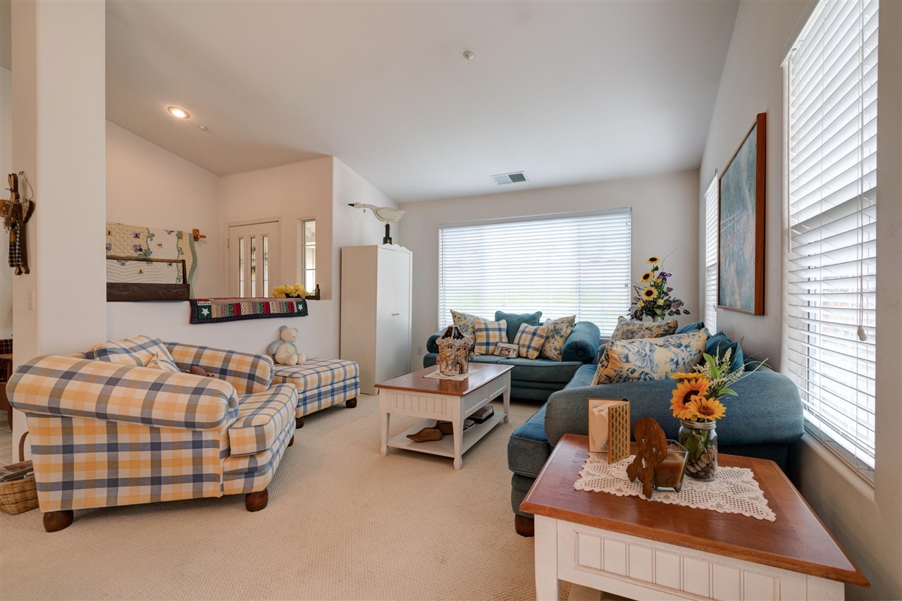 24717 Bjoin Road Ramona, CA 92065 - Photo 5 of 25 Gallery Image 5
