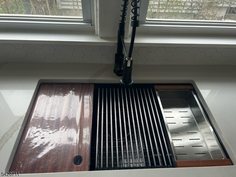 1324 George Street Plainfield, NJ 07062 - Photo 6 of 24