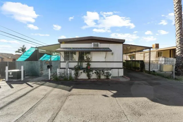 $130,000 | 12044 Royal, Unit 93, El Cajon, CA 92021