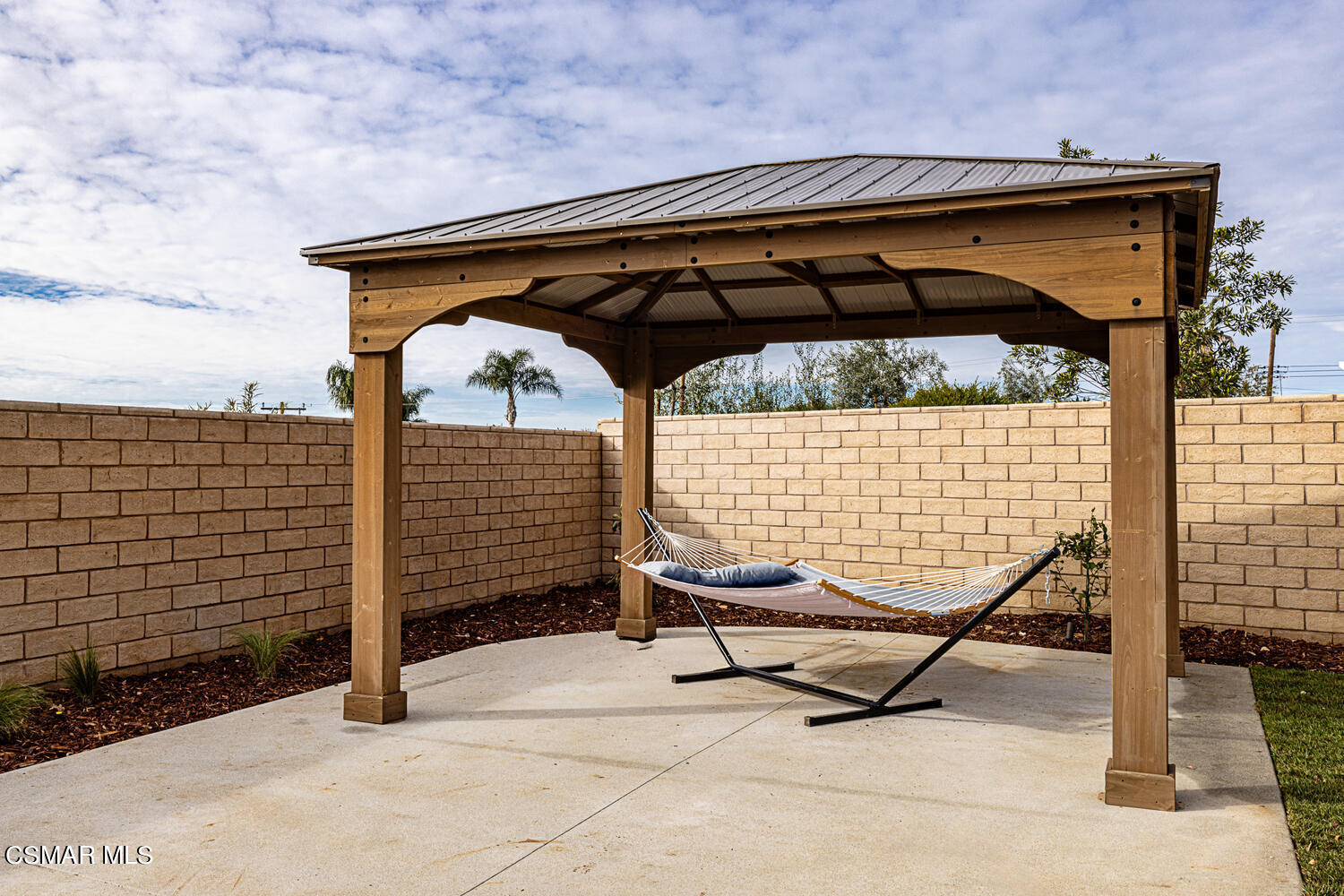 4616 Fannin Drive Simi Valley, CA 93063 - Photo 29 of 29 a view of sitting area in balcony