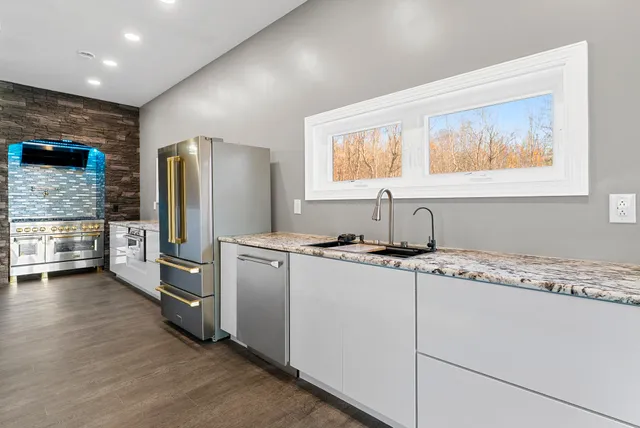 $2,499,876 | 219 Outlook Road, Bryant Pond, ME 04219