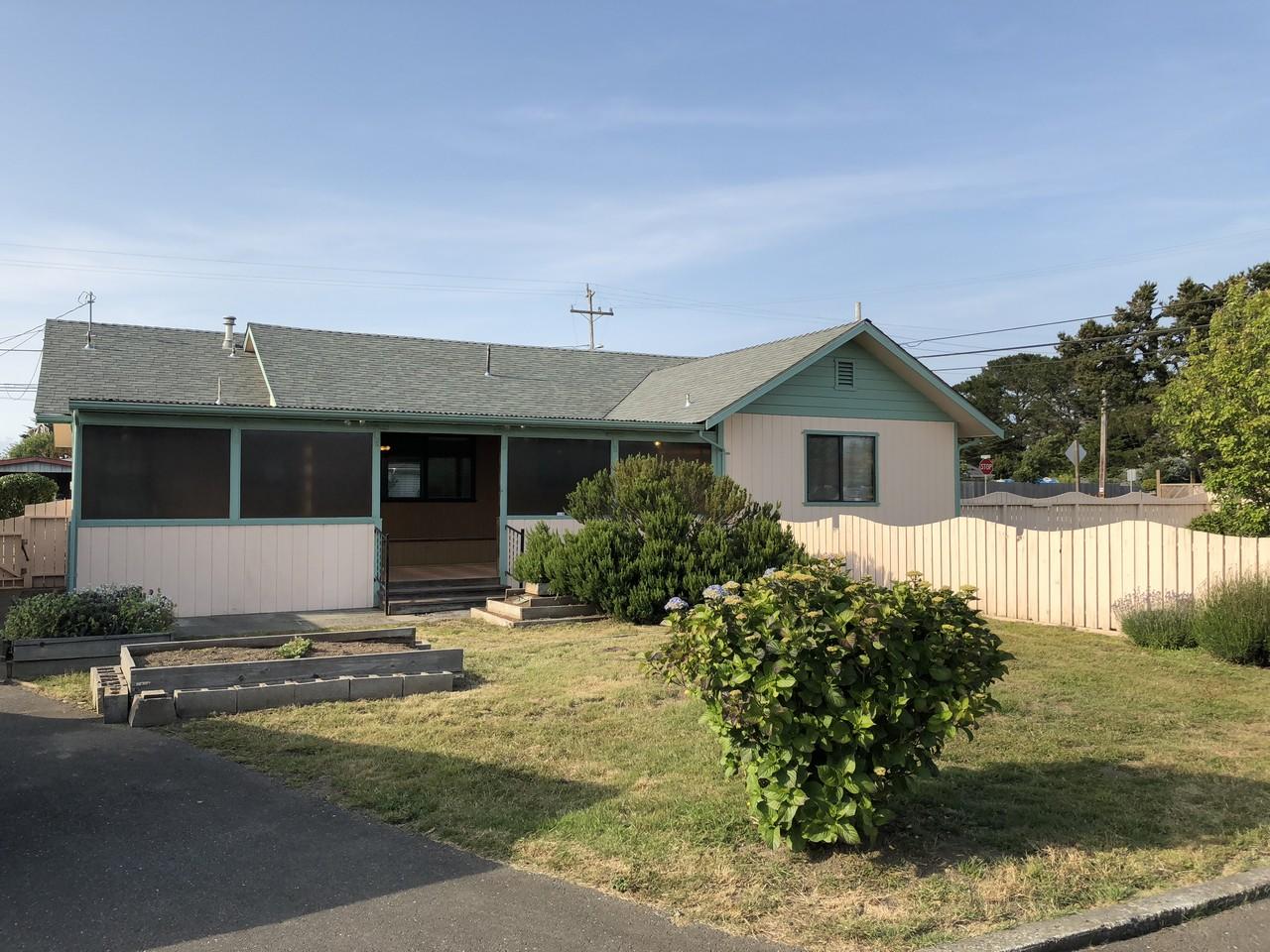 916 School Road McKinleyville, CA 95519 - Photo 7 of 33