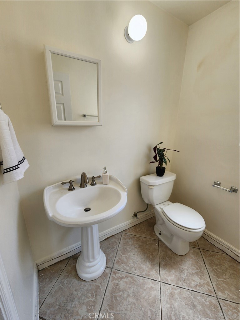 6902 Blanchard Avenue Fontana, CA 92336 - Photo 8 of 16