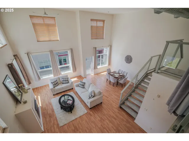 $420,000 | 3990 Abbey Lane, Unit B401, Astoria, OR 97103