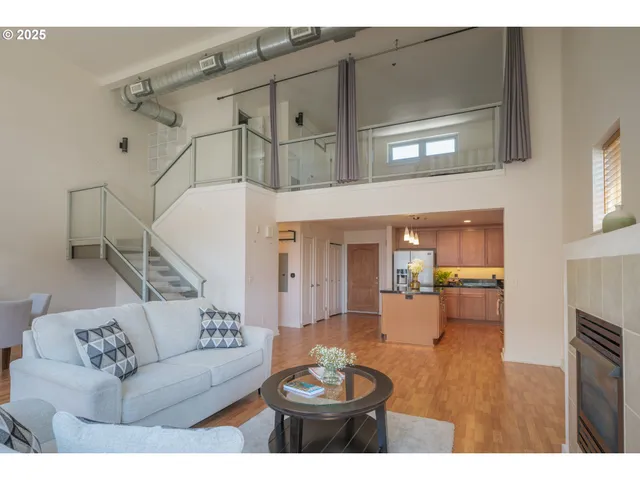 $420,000 | 3990 Abbey Lane, Unit B401, Astoria, OR 97103