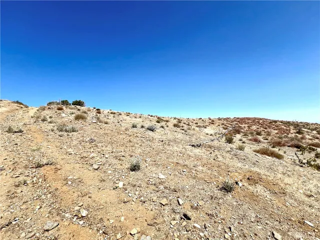 $32,000 | 113 Juniper Mesa Road, Juniper Hills, CA 93543