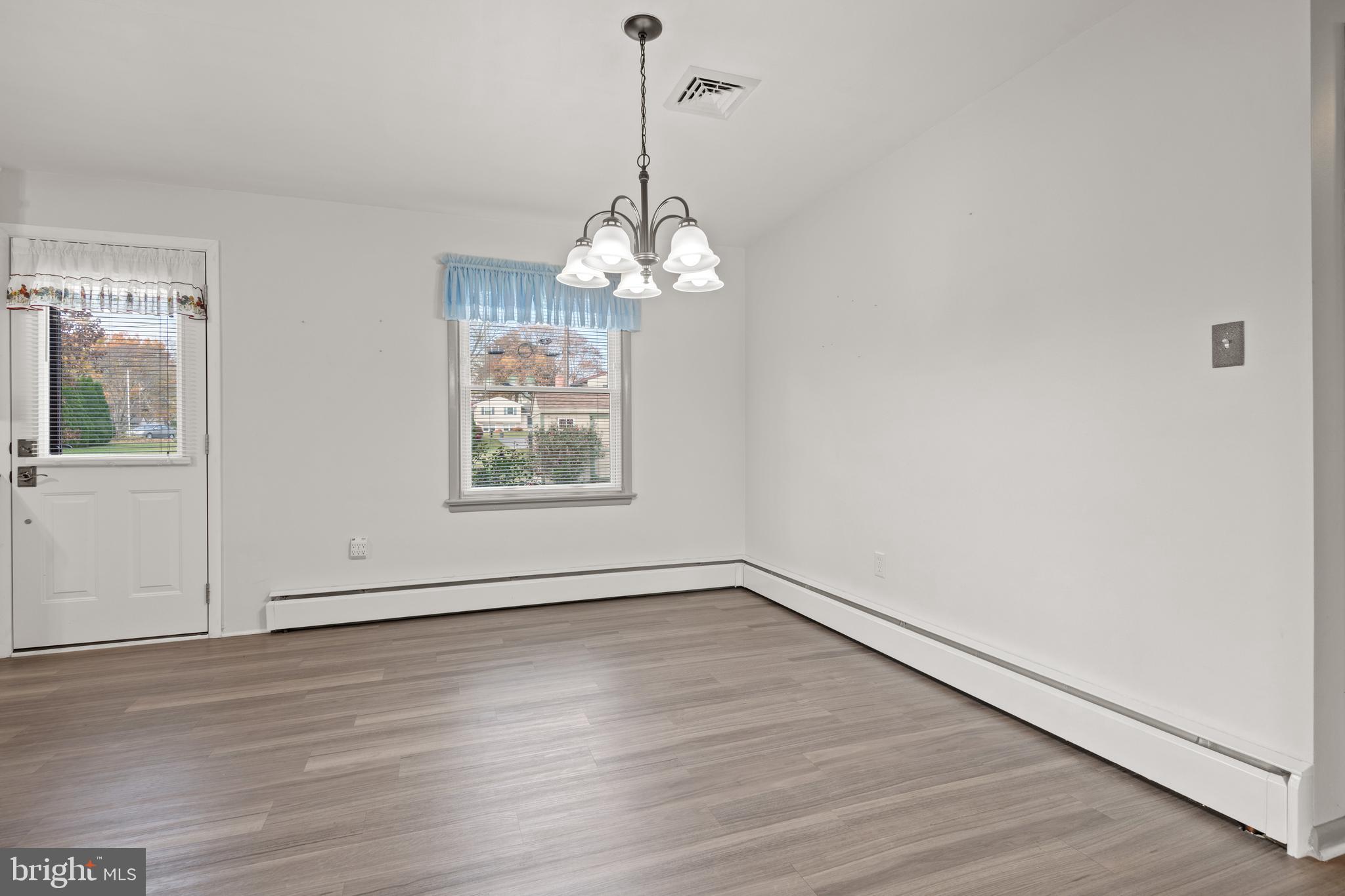 716 Farmingdale Road Lancaster, PA 17603 - Photo 8 of 29 Gallery Image 8