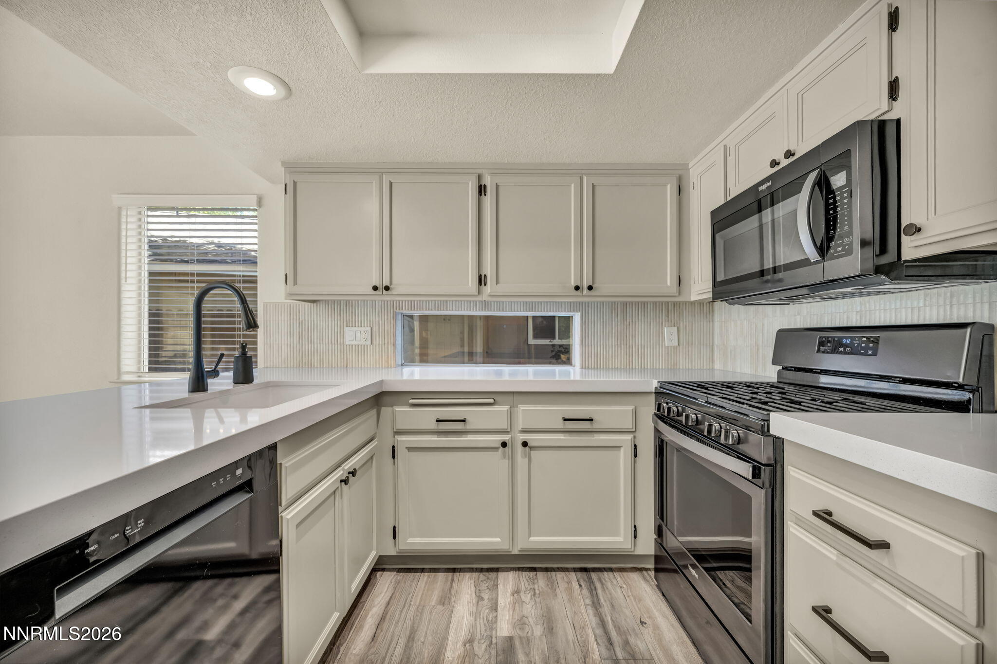 7554 Wheeldale Circle Reno, NV 89511 - Photo 4 of 39 10b