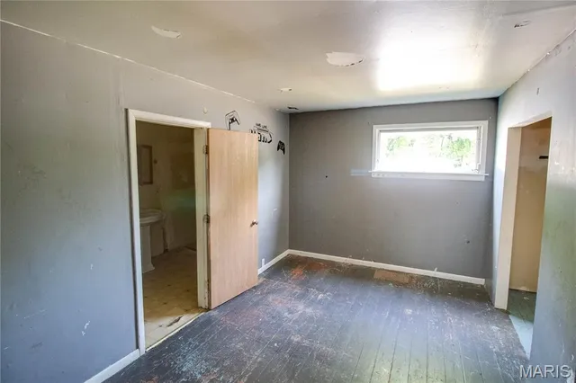 $82,000 | 55 North Commercial Street, Winchester, IL 62694