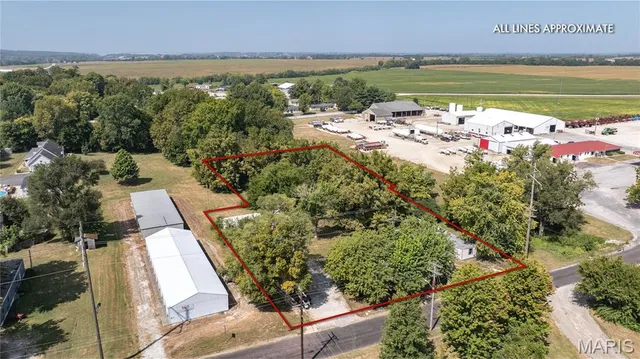 $82,000 | 55 North Commercial Street, Winchester, IL 62694