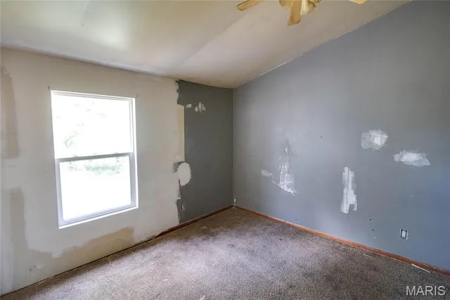 $82,000 | 55 North Commercial Street, Winchester, IL 62694