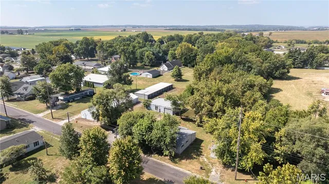 $82,000 | 55 North Commercial Street, Winchester, IL 62694