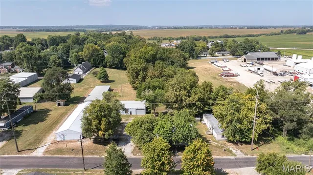 $82,000 | 55 North Commercial Street, Winchester, IL 62694