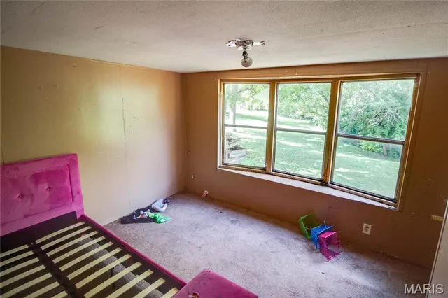 $82,000 | 55 North Commercial Street, Winchester, IL 62694