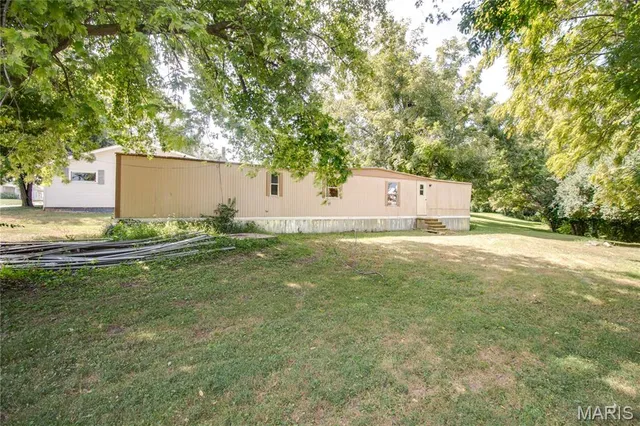 $82,000 | 55 North Commercial Street, Winchester, IL 62694