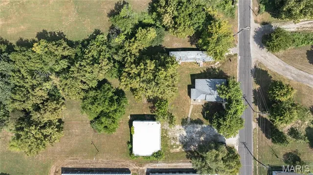 $82,000 | 55 North Commercial Street, Winchester, IL 62694