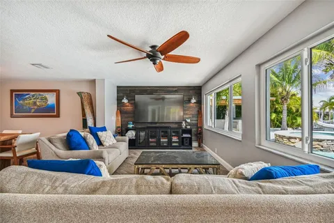$1,250,000 | 4900 Arlington Road, Palmetto, FL 34221