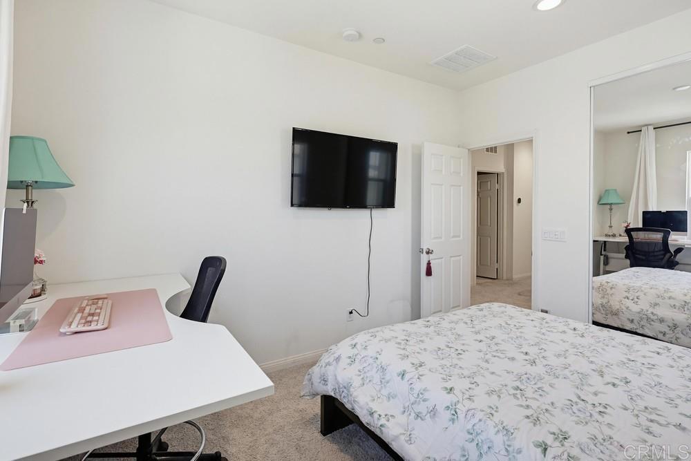 10325 Graphite Street Spring Valley, CA 91977 - Photo 36 of 63