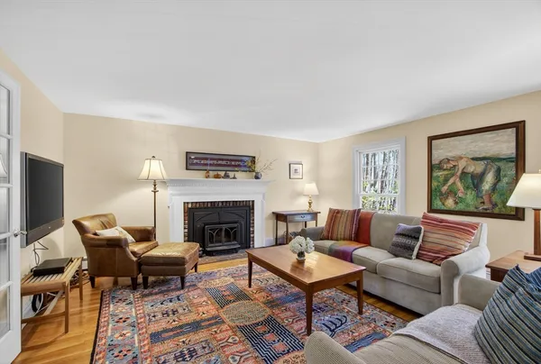 $2,500,000 | 225 Lowell Street, Carlisle, MA 01741