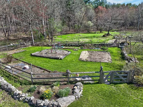 $2,500,000 | 225 Lowell Street, Carlisle, MA 01741