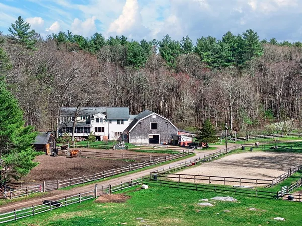 $2,500,000 | 225 Lowell Street, Carlisle, MA 01741