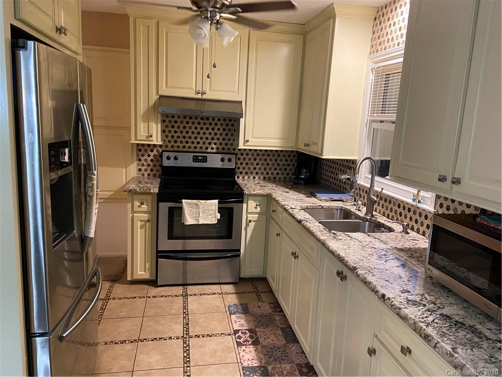 2206 Joe Road Statesville, NC 28625 - Photo 8 of 30 Gallery Image 8