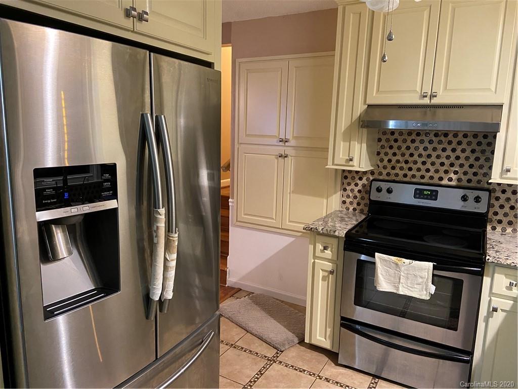 2206 Joe Road Statesville, NC 28625 - Photo 10 of 30 Gallery Image 10