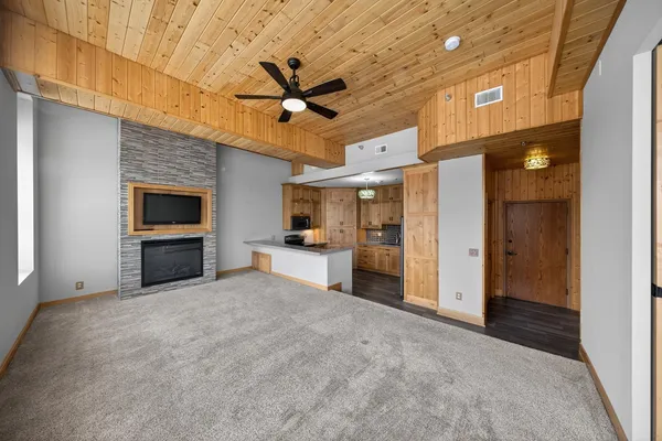 $209,000 | 201 Ridgeview Lane South, Unit 201, Lanesboro, MN 55949