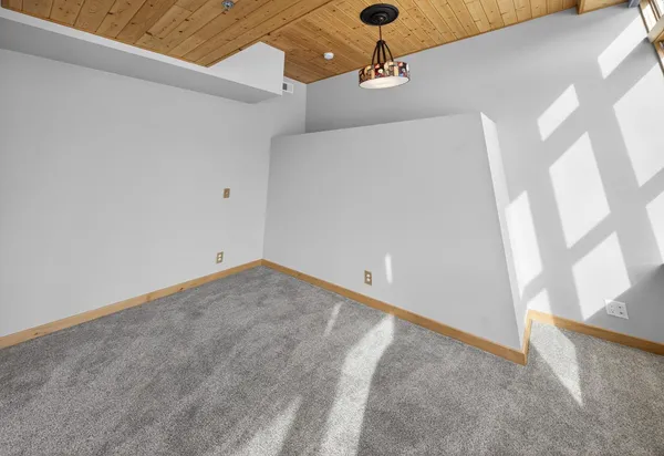 $209,000 | 201 Ridgeview Lane South, Unit 201, Lanesboro, MN 55949