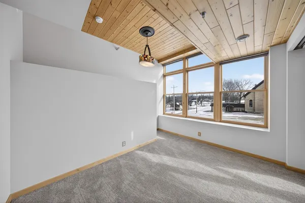 $209,000 | 201 Ridgeview Lane South, Unit 201, Lanesboro, MN 55949