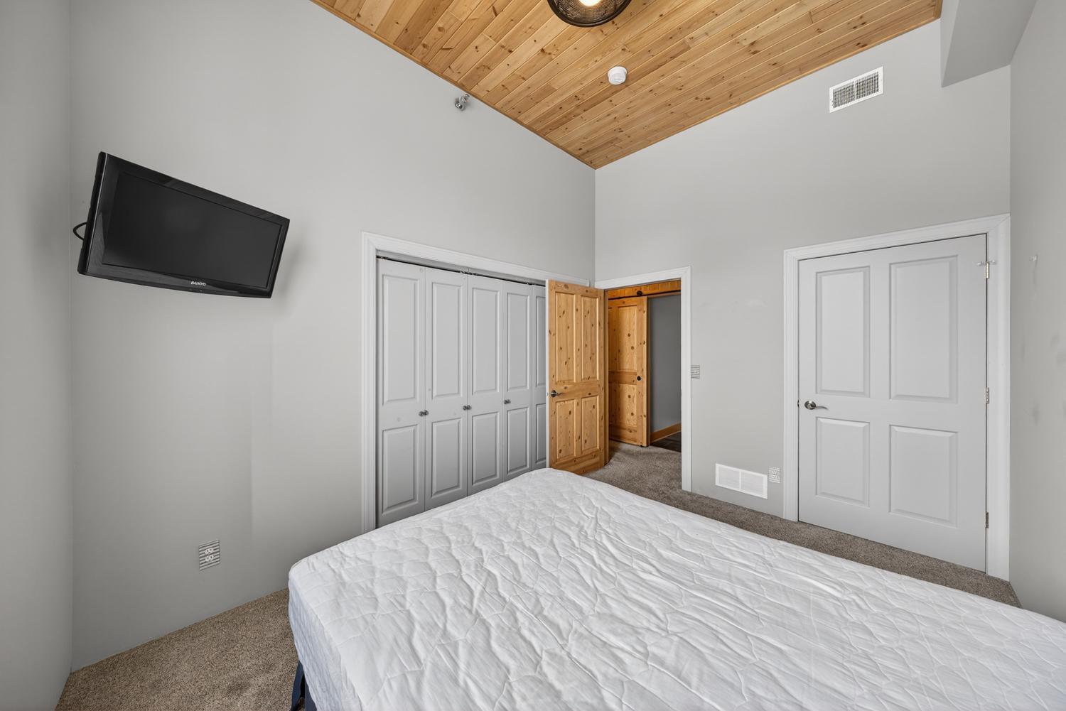 201 Ridgeview Lane South, Unit 201 Lanesboro, MN 55949 - Photo 18 of 26