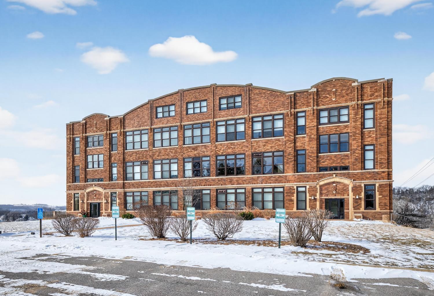 201 Ridgeview Lane South, Unit 201 Lanesboro, MN 55949 - Photo 2 of 26