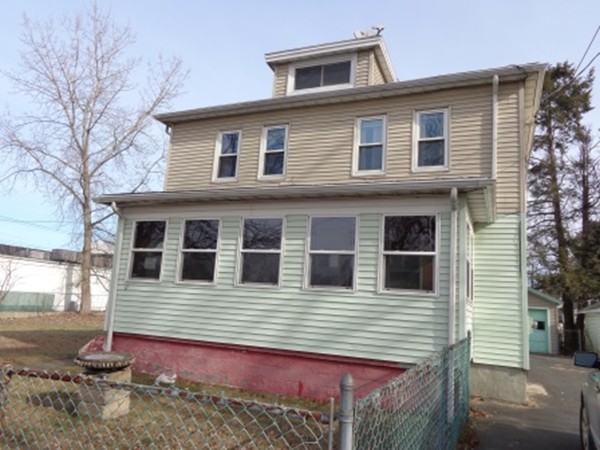 17 Wrentham Road Springfield, MA 01119 - Photo 1 of 16 Gallery Image 1