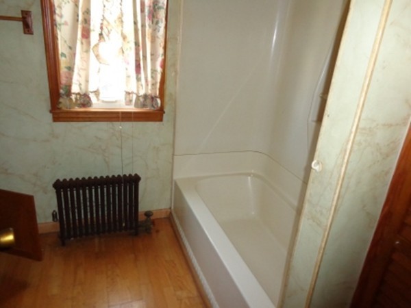17 Wrentham Road Springfield, MA 01119 - Photo 5 of 16 Gallery Image 5