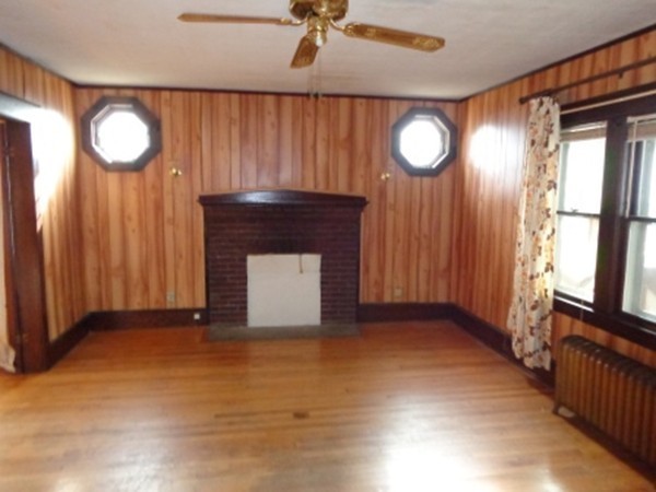 17 Wrentham Road Springfield, MA 01119 - Photo 8 of 16 Gallery Image 8