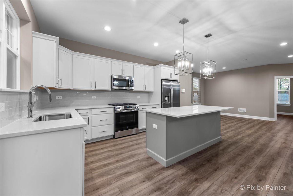 128 East Main Street Cary, IL 60013 - Photo 12 of 33