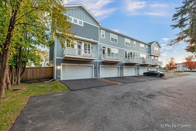 $409,900 | 128 East Main Street, Cary, IL 60013