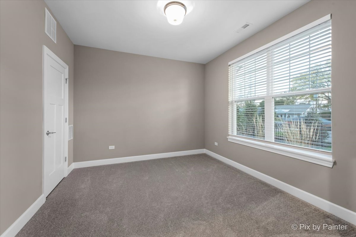 128 East Main Street Cary, IL 60013 - Photo 5 of 33