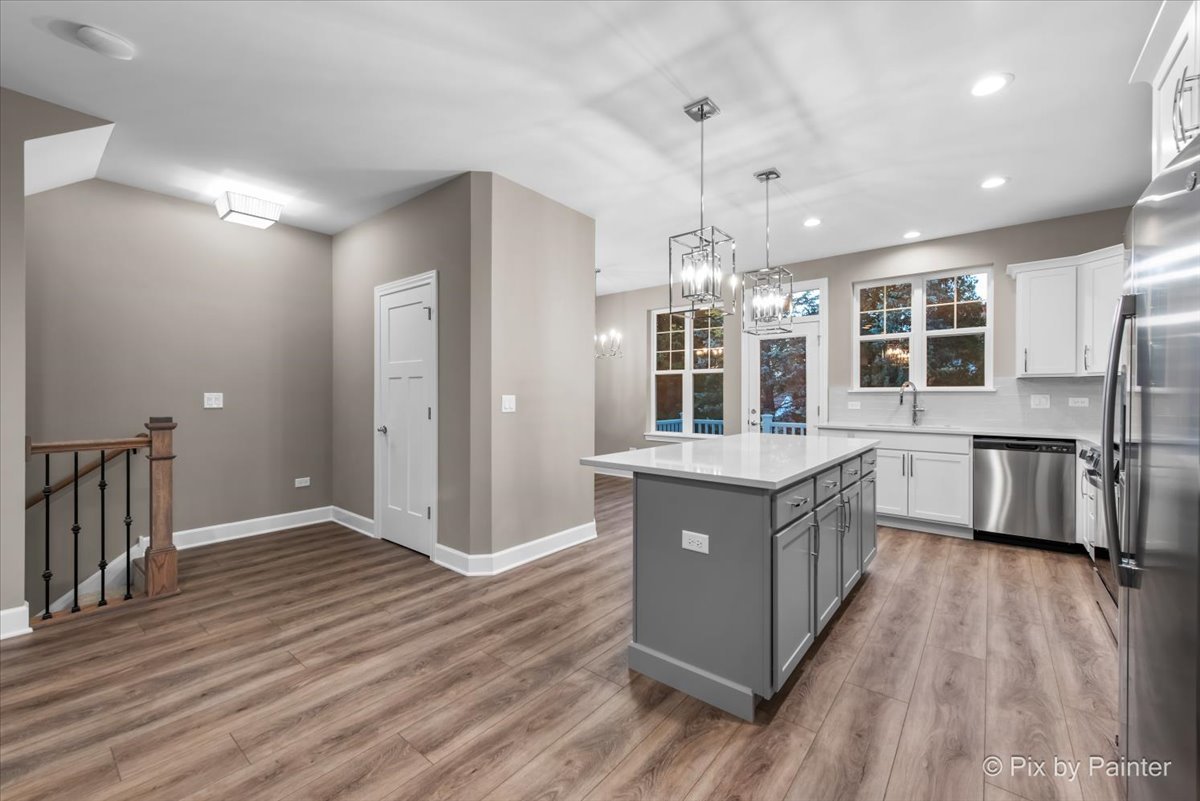 128 East Main Street Cary, IL 60013 - Photo 9 of 33