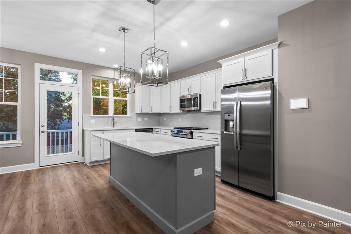 128 East Main Street Cary, IL 60013 - Photo 10 of 33