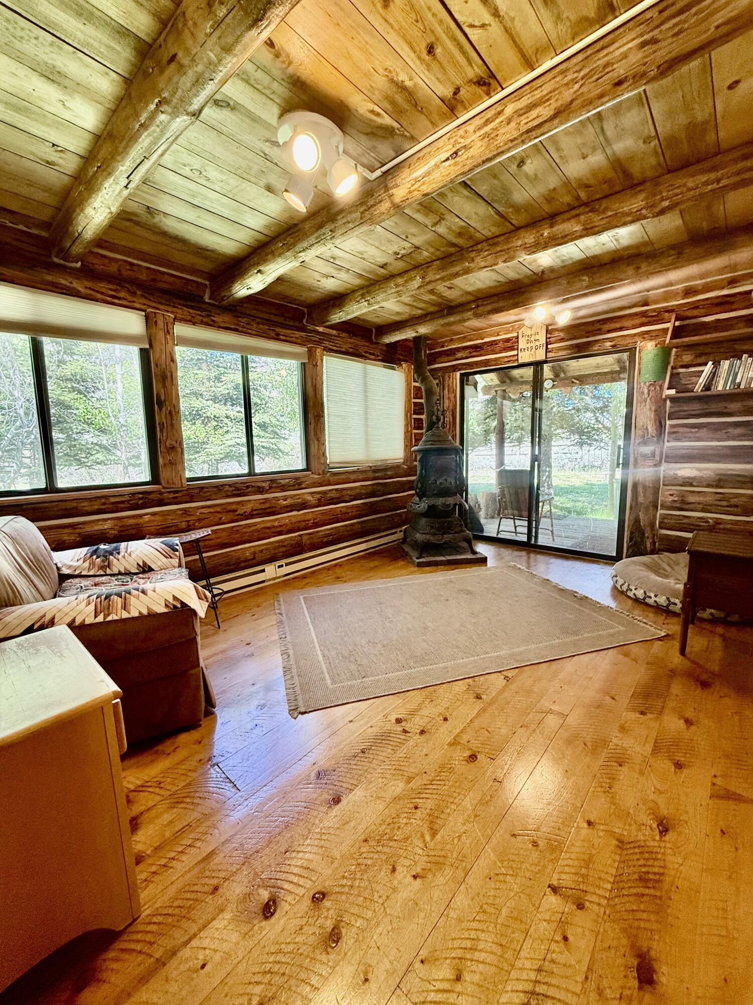 4299 North Fork Road Mackay, ID 83251 - Photo 14 of 27 Second room