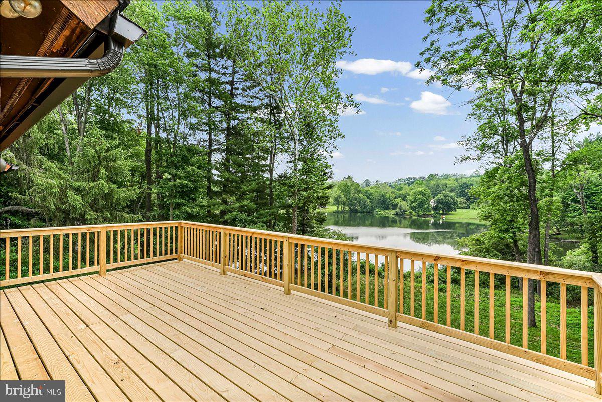 70 Heyburn Road Chadds Ford, PA 19317 - Photo 13 of 46 New Deck