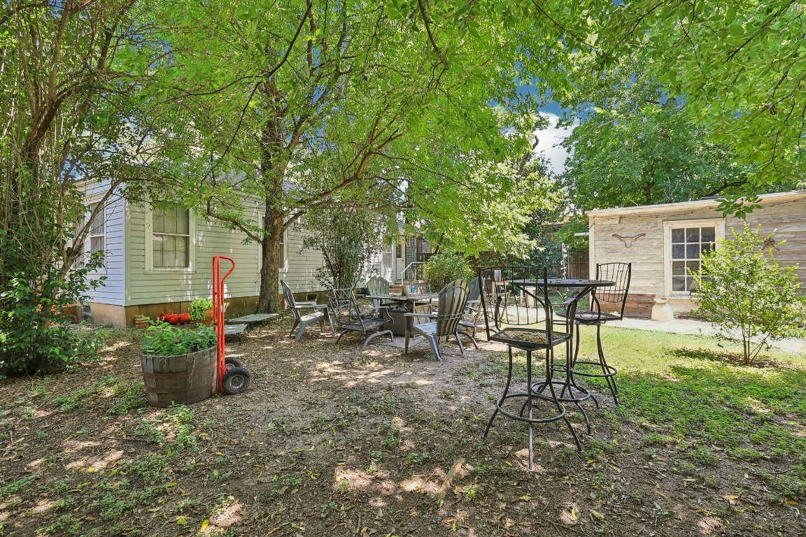 4907 Harmon Avenue Austin, TX 78751 - Photo 25 of 29