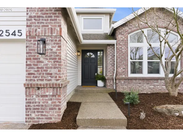 $685,000 | 32545 Southwest Juliette Drive, Wilsonville, OR 97070