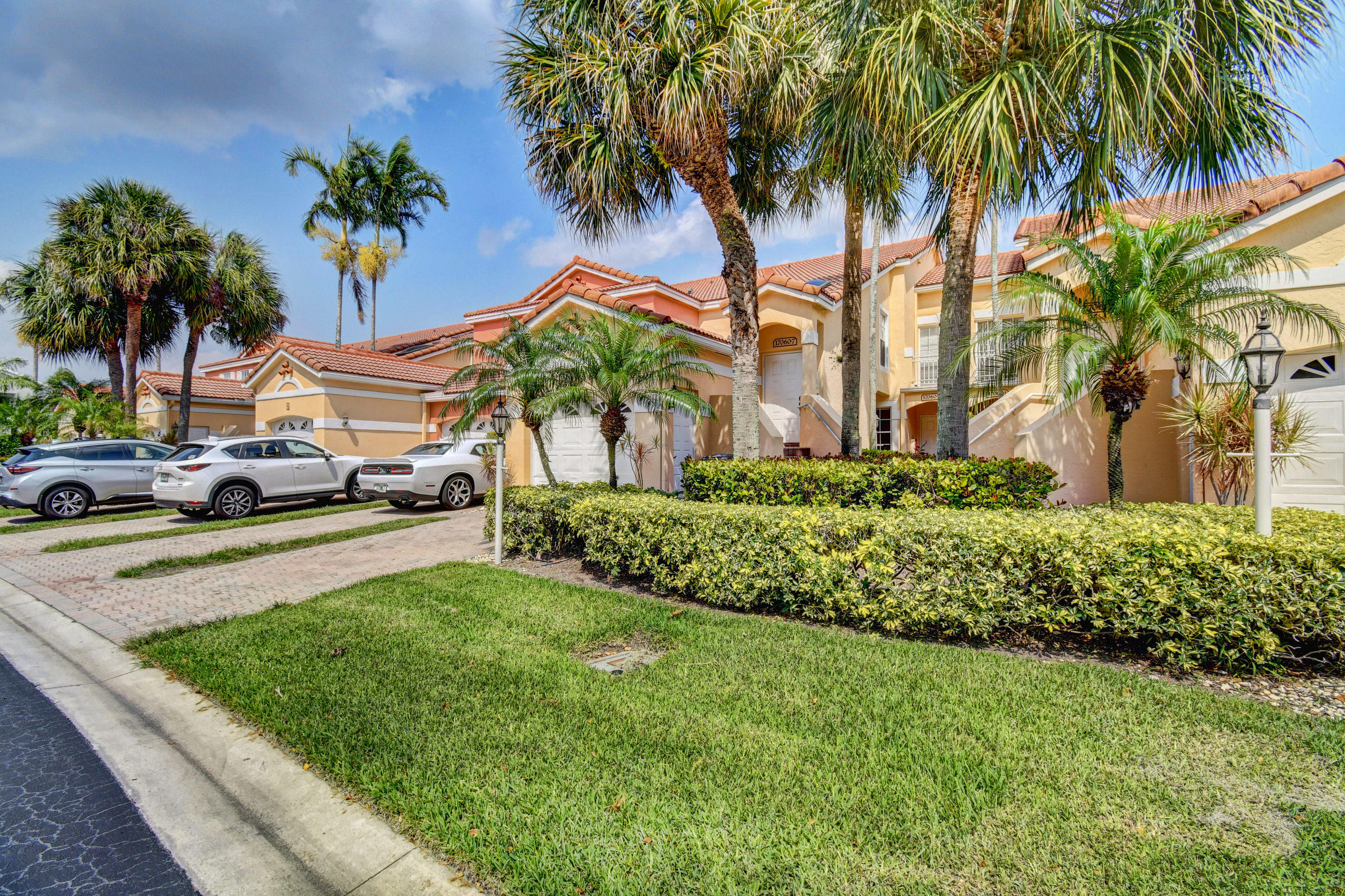 17060 Emile Street, Unit 2 Boca Raton, FL 33487 - Photo 4 of 51 01_dsc_3573_4_5_6_7