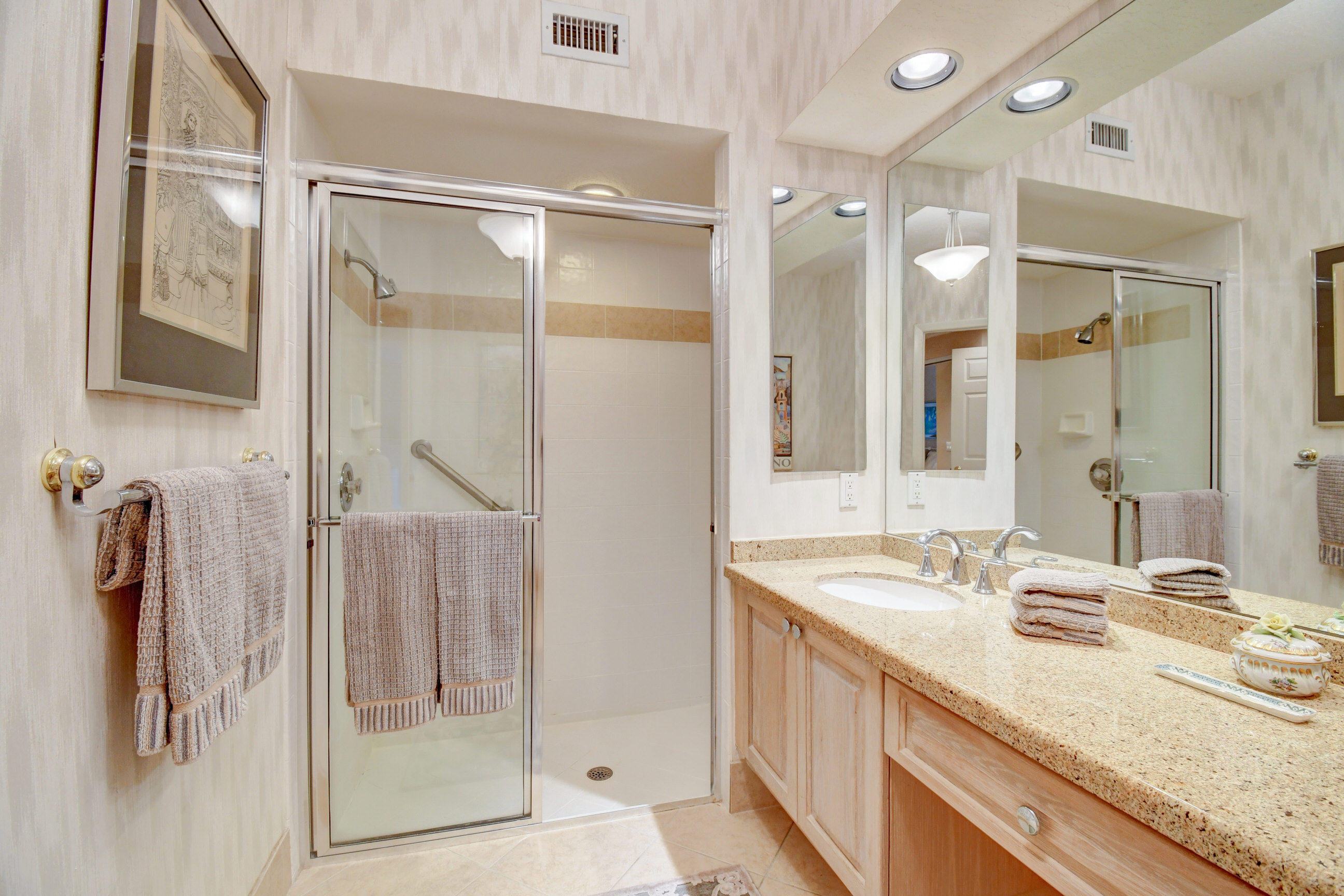 17060 Emile Street, Unit 2 Boca Raton, FL 33487 - Photo 41 of 51 39_dsc_3973_4_5_6_7