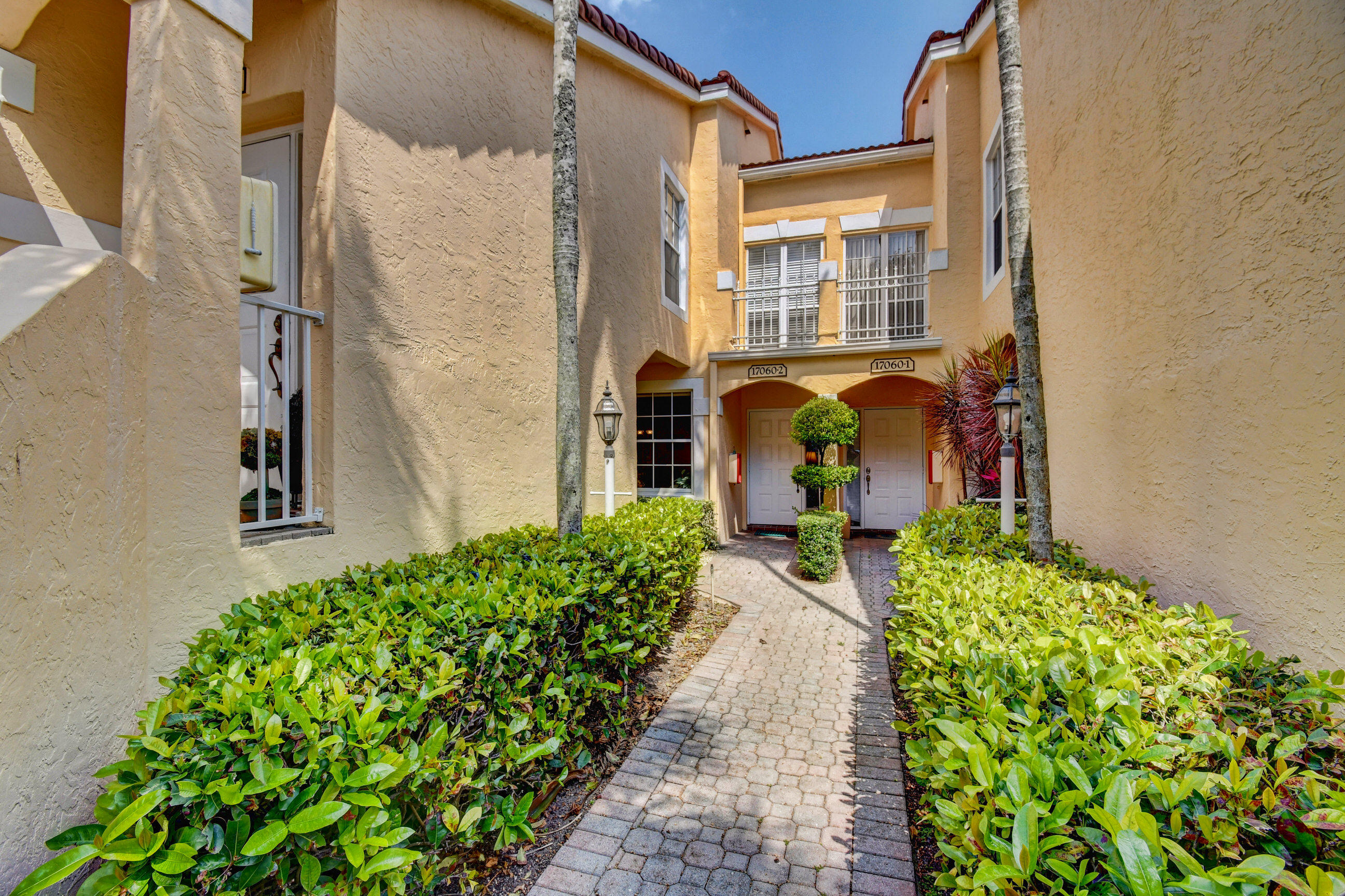 17060 Emile Street, Unit 2 Boca Raton, FL 33487 - Photo 6 of 51 04_dsc_3603_4_5_6_7