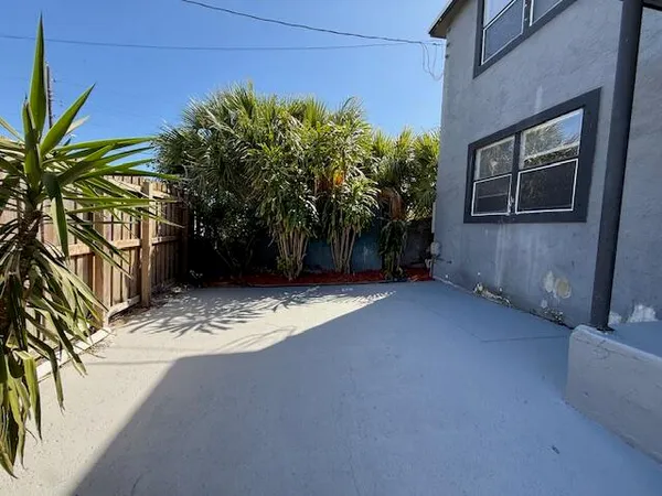 $2,500 | 904 4th Street, Unit 1, West Palm Beach, FL 33401